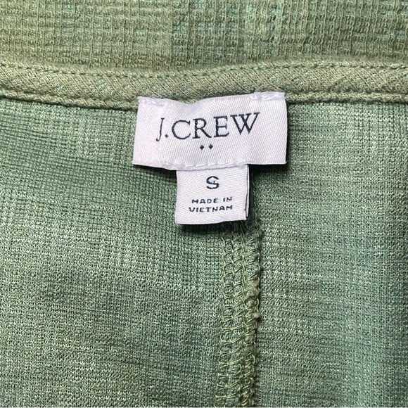 J Crew Textured Button Down Cropped Shirt Green Small Tie Bottom Front Casual - Picture 6 of 10